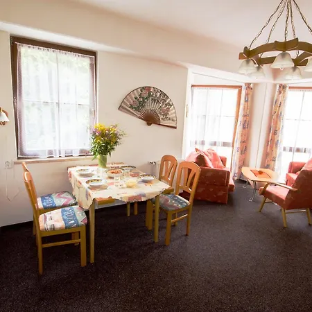 Apartman K Lanovce Apartment *